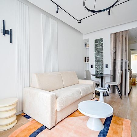 Relax In A Stylish Flat In Montmartre Lägenhet Paris Exteriör bild