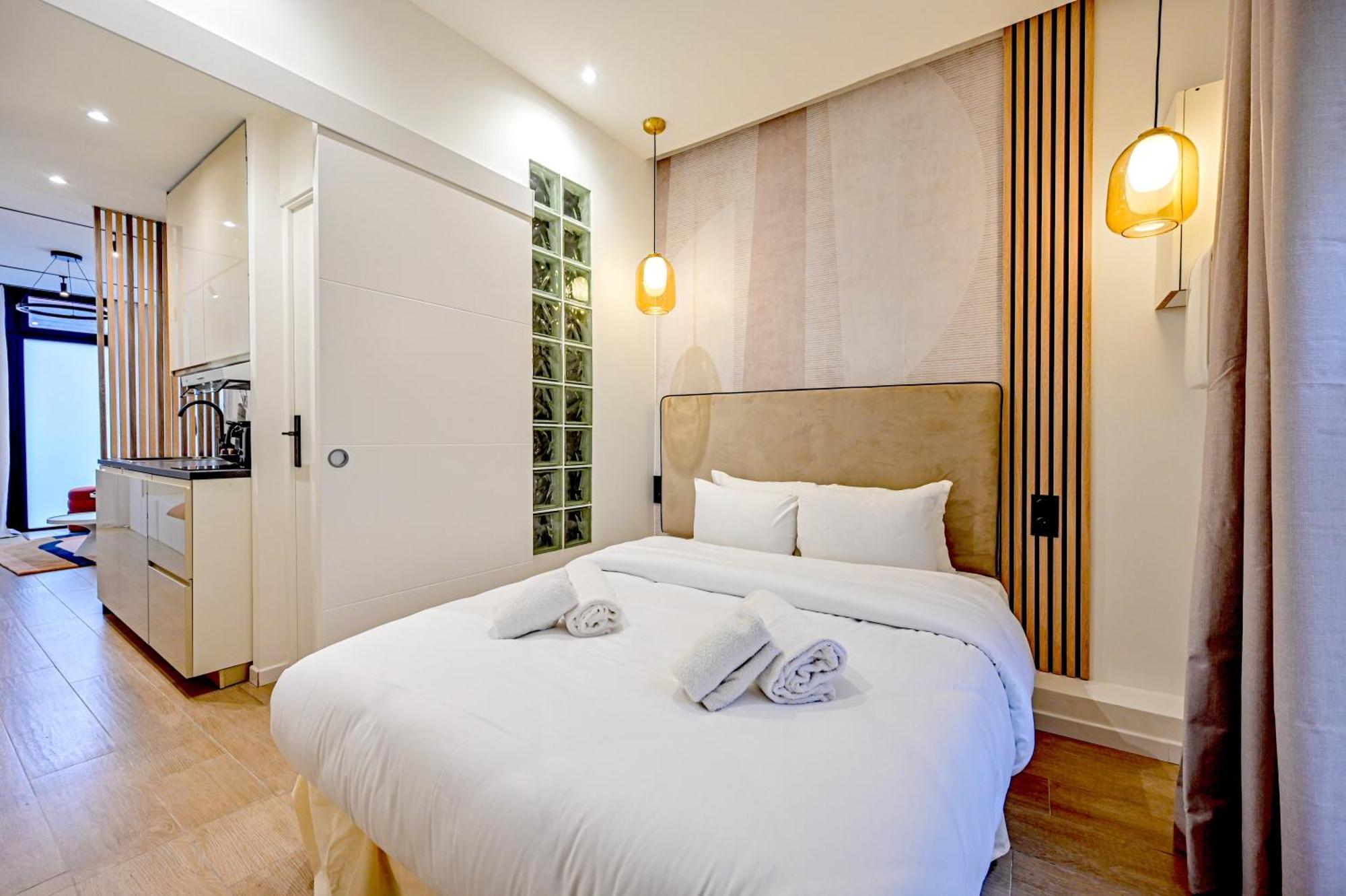 Relax In A Stylish Flat In Montmartre Lägenhet Paris Exteriör bild